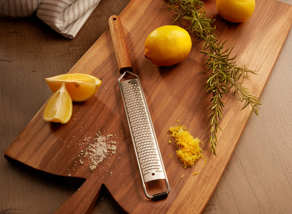 Zester Reibe 'Palermo', Akazienholz